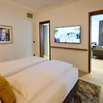 Kasino ホテル 4*