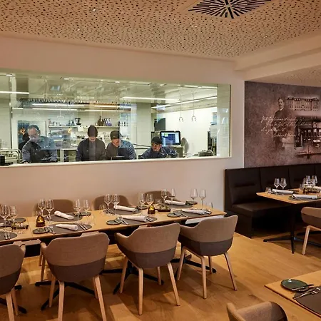 Hotel Kasino 4*