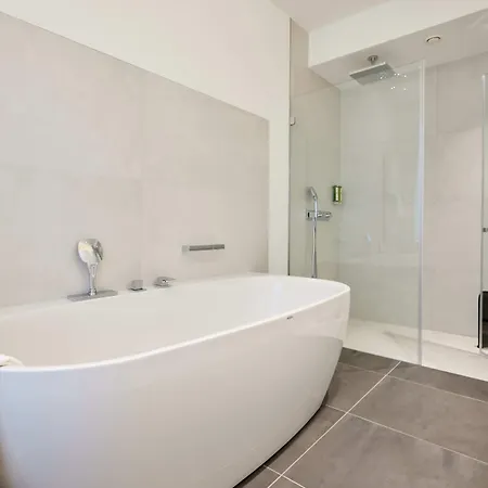Kasino Hotel 4*